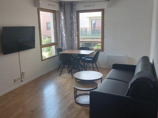 Coup de Cœur assuré Studio Meublé 31 m2 refait