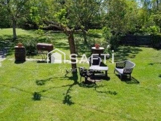 Coup de cœur: Authentique maison en pierre du Quercy au calme absolu, avec jardin plat et vue dégagée