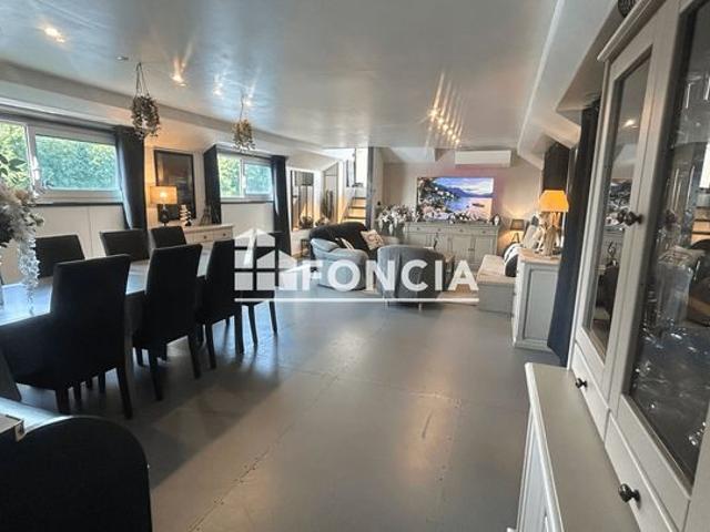 COUP DE CŒUR GARANTI – Péniche d’exception à Conflans Sainte Honorine 130 m² habitables + 70 m² de terrasse sur les quais… Envie de changer de vie ?