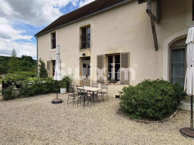 Coup de cœur en Bourgogne: superbe maison rénovée aux porte. 227m² Vézelay