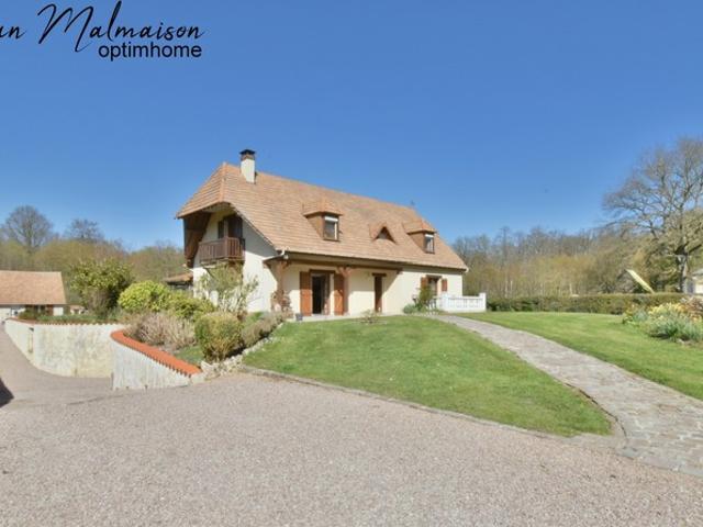 COUP DE CŒUR – Maison familiale avec 6 600 m² de terrain, proche forêt