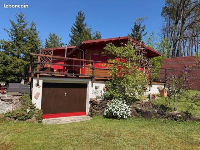 Coup de cœur Mignon petit chalet très belle situation, proche forêt et étang de baignade