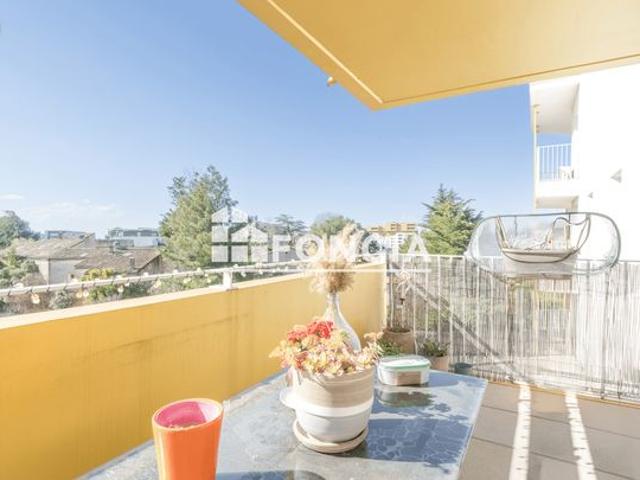 COUP DE CŒUR – T2 49 m² AVEC TERRASSE ET PARKING SOUS SOL – RÉSIDENCE RÉCENTE TRAM L2