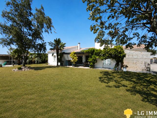 Coup de coeur à Cozes! Belle maison familiale de 148 m2 5 c