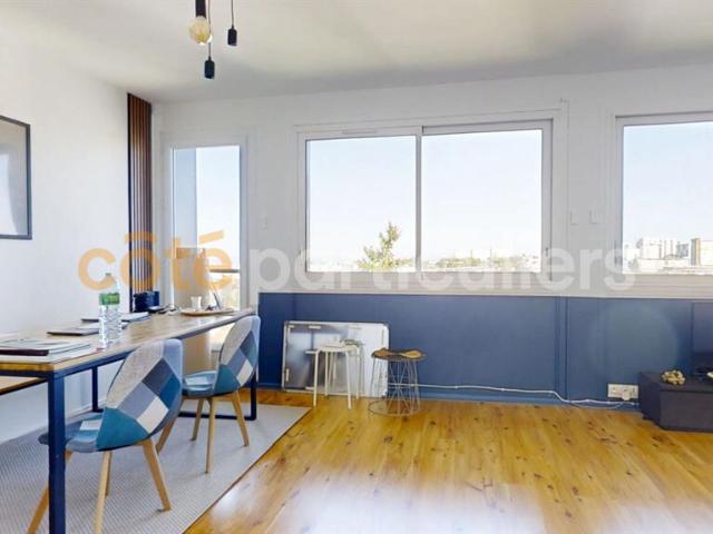 COUP DE COEUR ! À LOUER ! APPARTEMENT MEUBLÉ