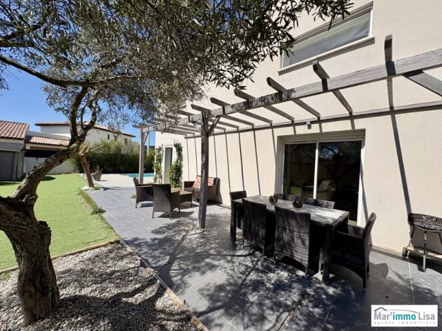 Coup de coeur à Lamanon: villa moderne avec piscine et vue col