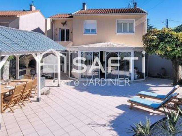 Pessac Alouette Maison familiale indépendante avec grand jardin, piscine au calme