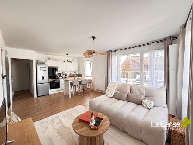 Coup de coeur assuré: Appartement récent de 2024 avec terrasse de 23m². Tout à pied !