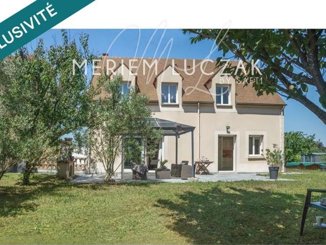 Coup de coeur assuré:Maison familiale avec sous sol total Plus qu'à poser vos valises! visite virtuelle 3D disponible