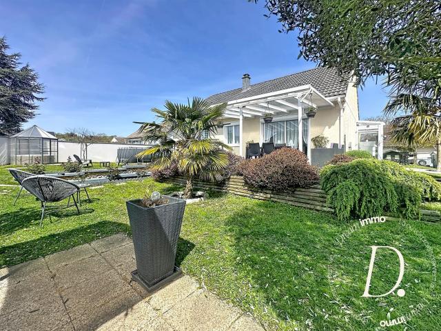 Coup de coeur assuré pour cette coquette maison au calme, pa. 85m² Fours En Vexin