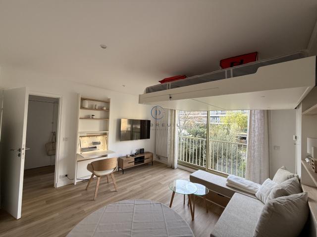COUP DE COEUR COURBEVOIE STUDIO 29 M2 MEUBLE REFAIT A NEUF