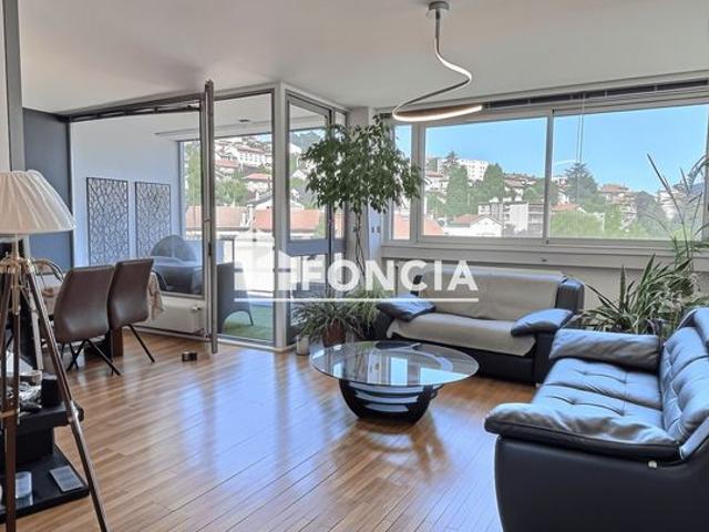 COUP DE COEUR Dernier étage avec terrasse PANORAMIQUE, garage et vue imprenable
