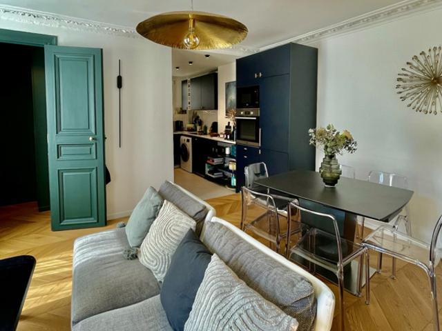 COUP DE COEUR PARISIEN T3 RÉNOVÉ À DEUX PAS DES GRANDS MAGA