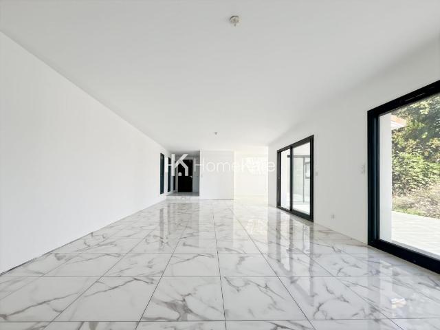 COUP DE COEUR POUR CETTE VILLA T4