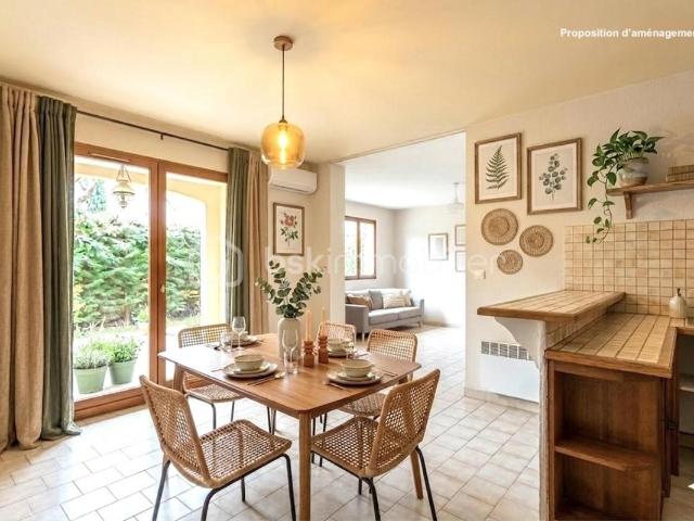 COUP DE COEUR * T3 EN REZ DE JARDIN AVEC GARAGE