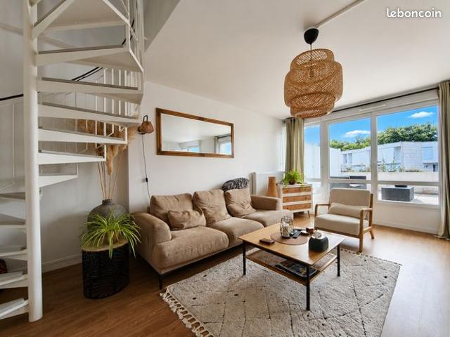 Coup de coeur Très bel appartement de 72m² avec 3 chambres en Duplex avec terrasse de 25m² et garage fermé en résidence sécurisée