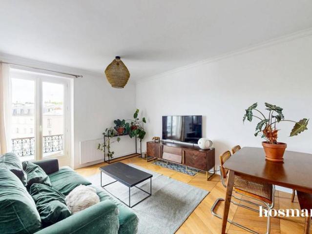 Coup de coeur 2 pièces de 40m² avec balcon Dernier étage Rue Louis Bonnet, Paris