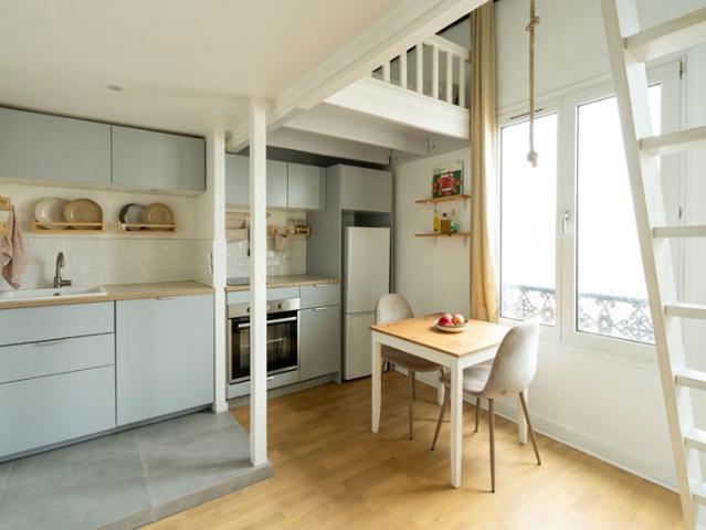 COUP DE COEUR 2P en DUPLEX de 26 m2 Dernier étage AVEC ASCENSEUR Buttes Chaumont