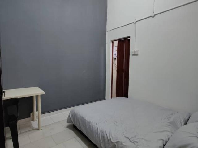 Couple Room Private Bathroom @ Sunway PJS9 Actual Unit Photo/ Near Pinnacle, Medical, GEO