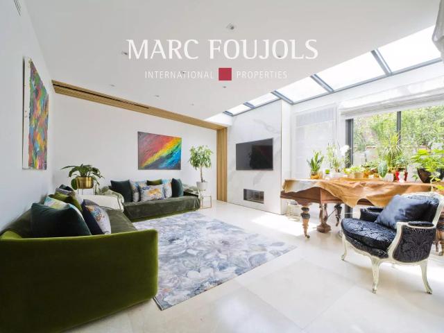 Courbevoie maison contemporaine en parfait état avec terra. 195m² Courbevoie