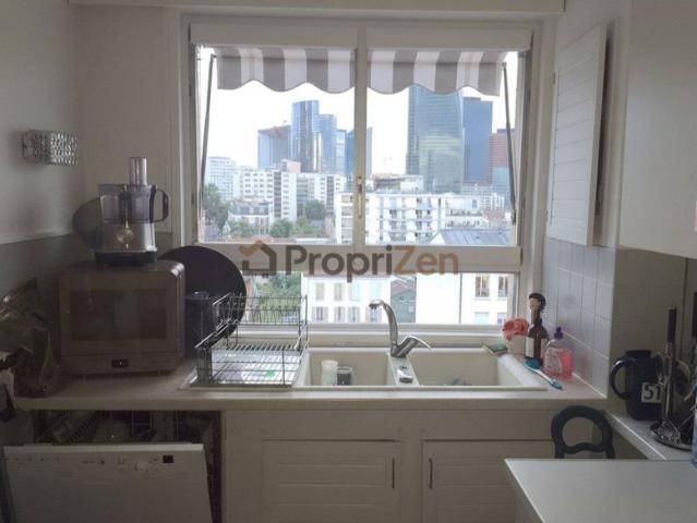 Courbevoie: Appartement 3 pièces 56 m² avec balcons