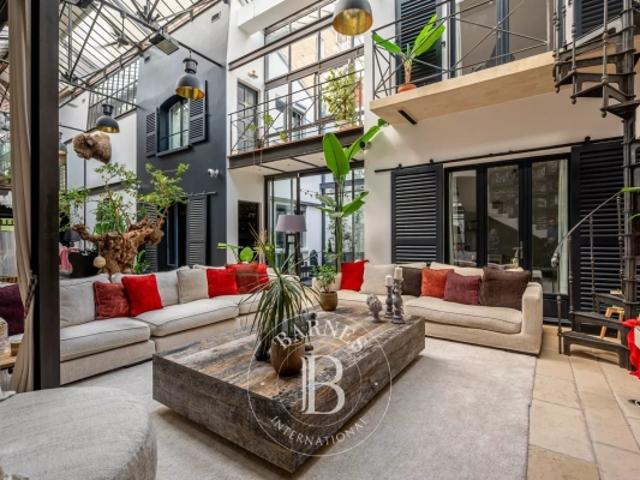 COURBEVOIE / BECON LES BRUYERES LOFT D'EXCEPTION