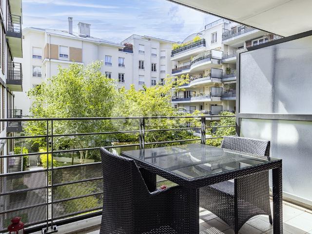 COURBEVOIE BECON STUDIO 29 m² + BALCON 9 m² + PARKING 282 000 FAI
