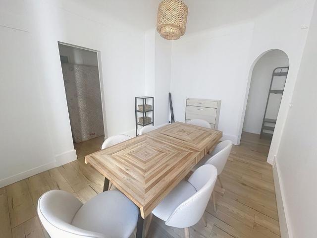 Courbevoie Charras Gambetta 3 pièces meublé 59.89 m²
