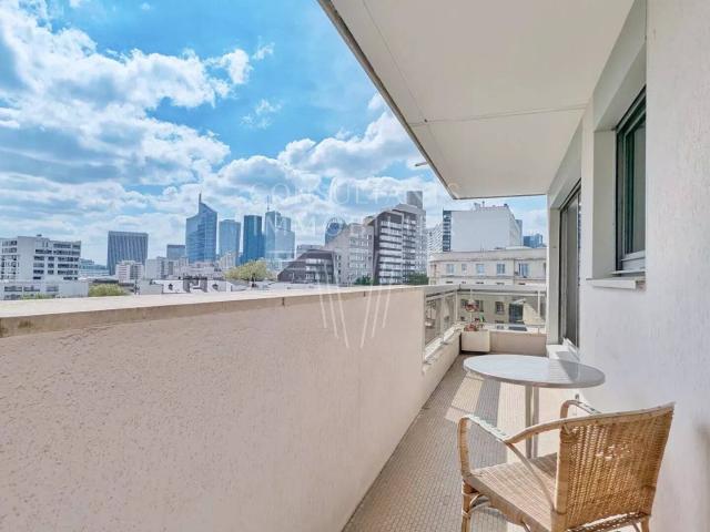 COURBEVOIE COEUR DE VILLE 2 PIECES BALCON PLEIN SUD