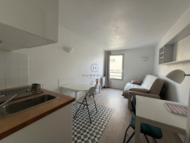 COURBEVOIE PROCHE LA DEFENSE STUDIO MEUBLE 16,83 m2