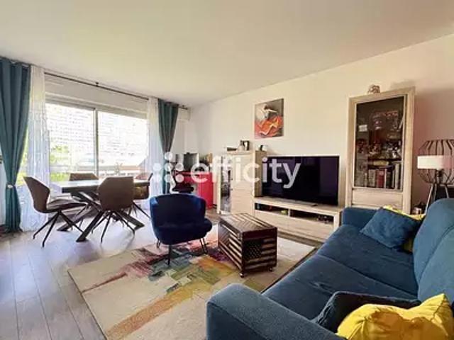 Courbevoie 92400 Achat / Vente appartement 3 pièces t3 cave balcon