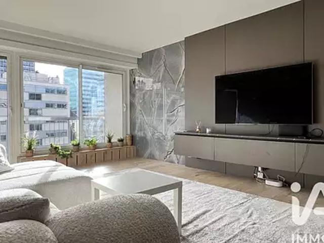 Courbevoie 92400 Achat / Vente appartement 3 pièces t3 parking