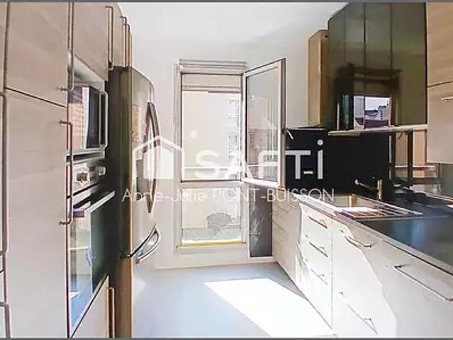 Courbevoie 92400 Achat / Vente appartement 4 pièces t4 terrasse parking