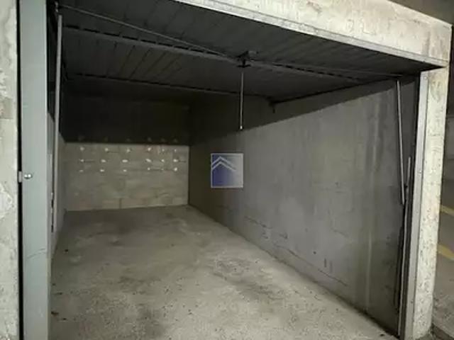 Courbevoie 92400 Achat / Vente parking