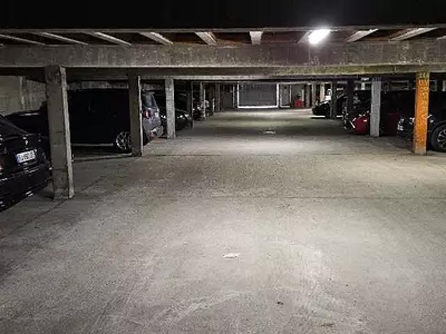 Courbevoie 92400 Achat / Vente parking