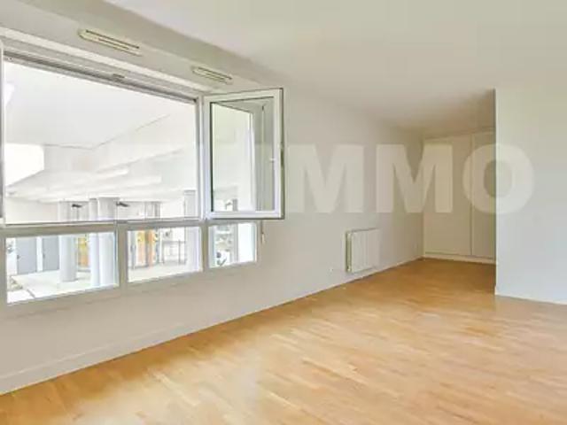 Courbevoie 92400 Location appartement 1 pièce t1 parking
