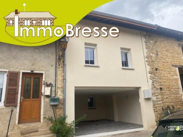 COURMANGOUX MAISON DE VILLAGE ENTIEREMENT RENOVEE