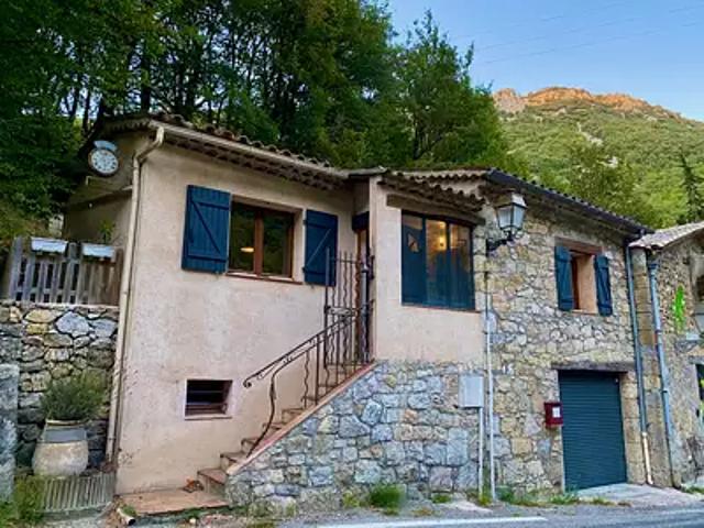 Courmes 06620 Achat / Vente maison 3 pièces t3