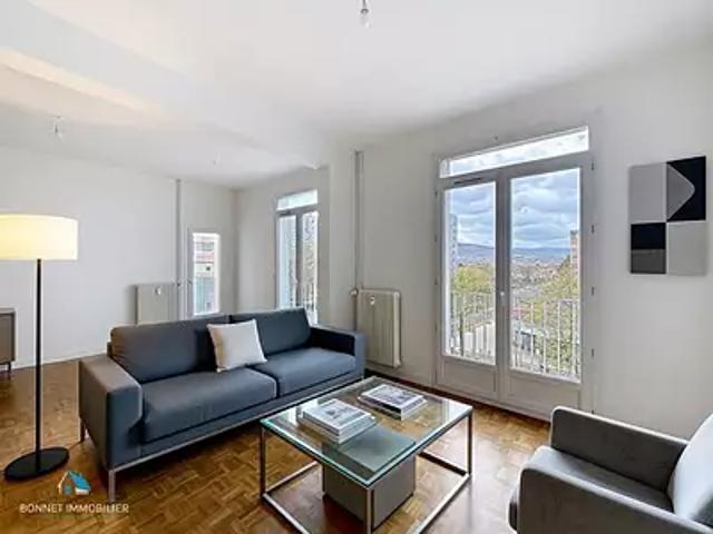 Cournon d'Auvergne 63800 Achat / Vente appartement 6 pièces t6 cave balcon
