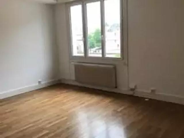 Cours la Ville 69470 Location appartement 3 pièces t3