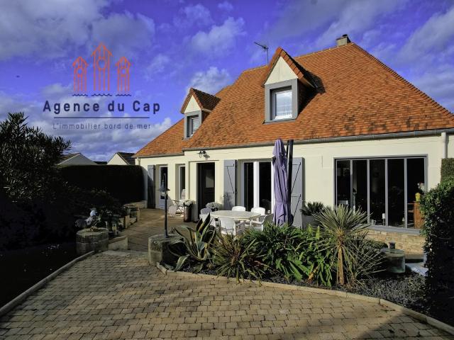 COURSEULLES SUR MER Maison de 130m² avec vie de plain pied