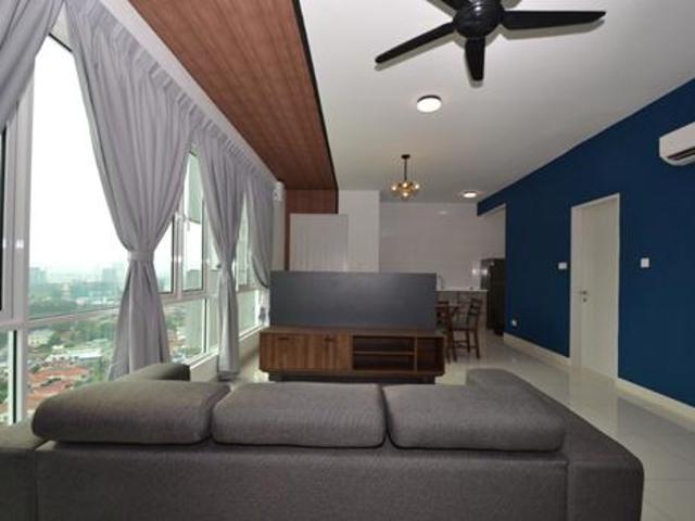 Court 28 Highfloor corner unit