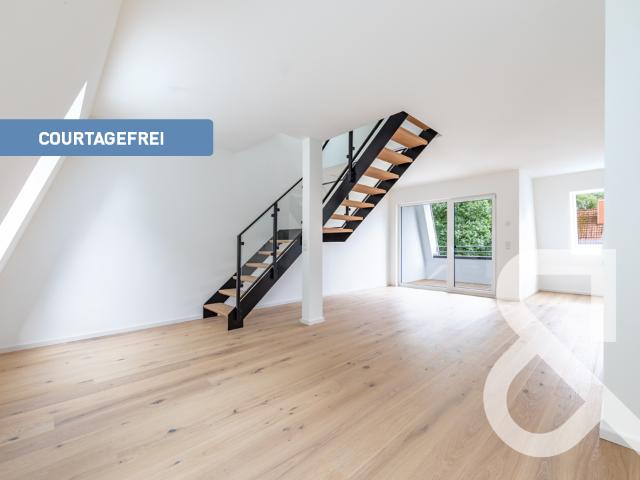 COURTAGEFREI Neubau Dachgeschoss Maisonette in Winterhude / WE32