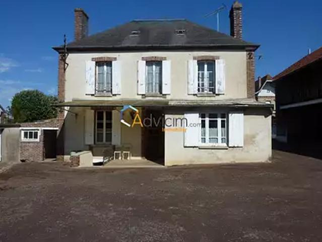 Courtenay 45320 Achat / Vente maison 6 pièces t6 parking