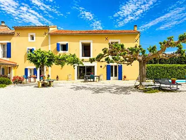 Courthézon 84350 Achat / Vente maison 7 pièces t7 jardin