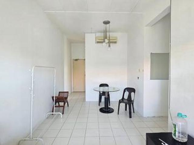 Courtyard Apartment Level 4