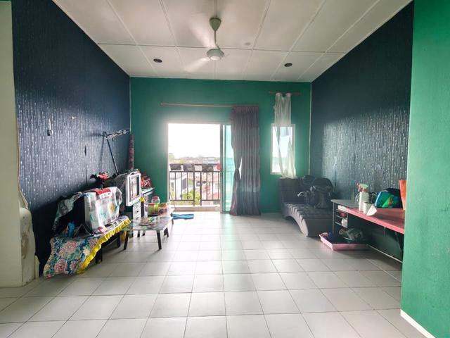 Courtyard Sanctuary WalkUp Apartment MJC currently tenanted