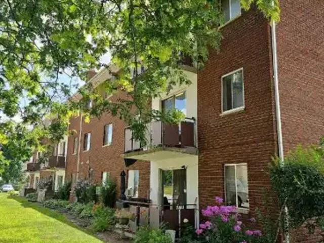 Courtyard Place Apartments Choose your rent level Call for Details All utilities included