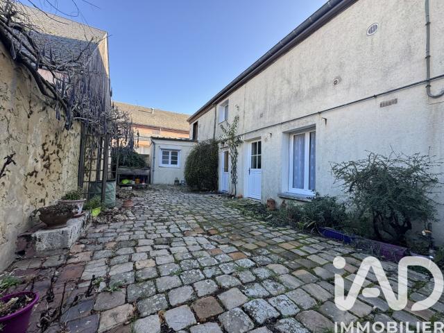 Courville sur Eure Location Appartement 28