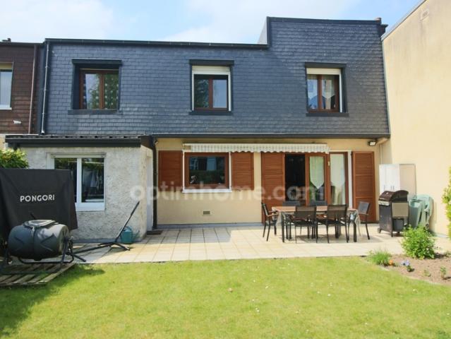 Cousinerie Maison de 128 m2 4 chambres 1 bureau Proche des lacs